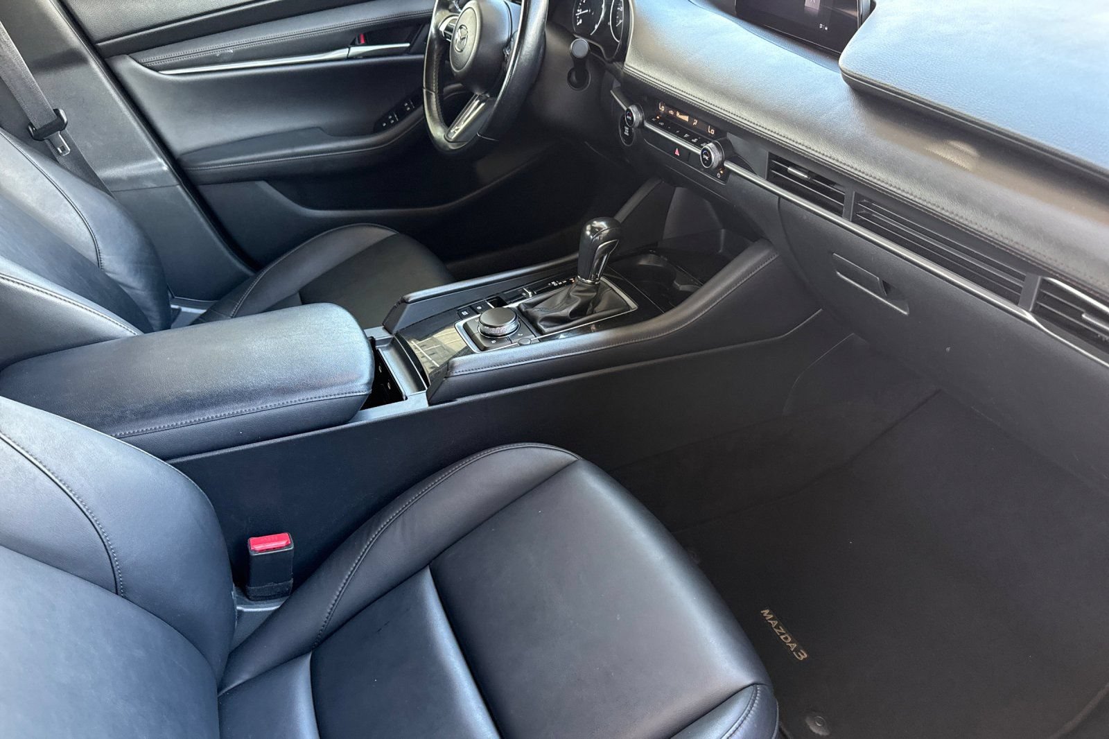 Used 2025 MAZDA MAZDA3 s Sport FWD image 22