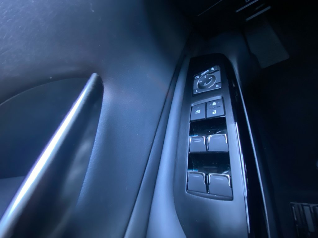 Used 2023 Lexus ES 350 w/ Premium Package FWD image 17