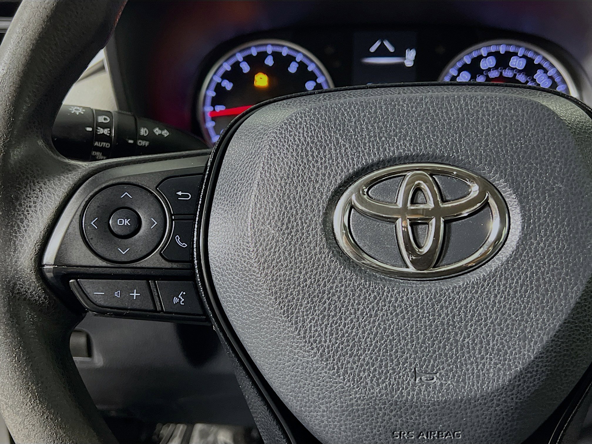 Used 2019 Toyota RAV4 XLE image 18