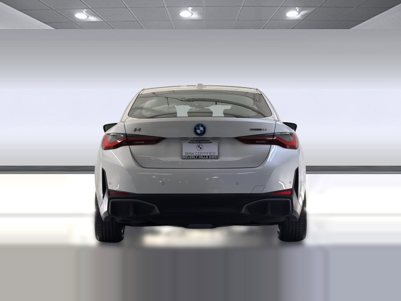 Certified 2023 BMW i4 eDrive35 RWD image 9