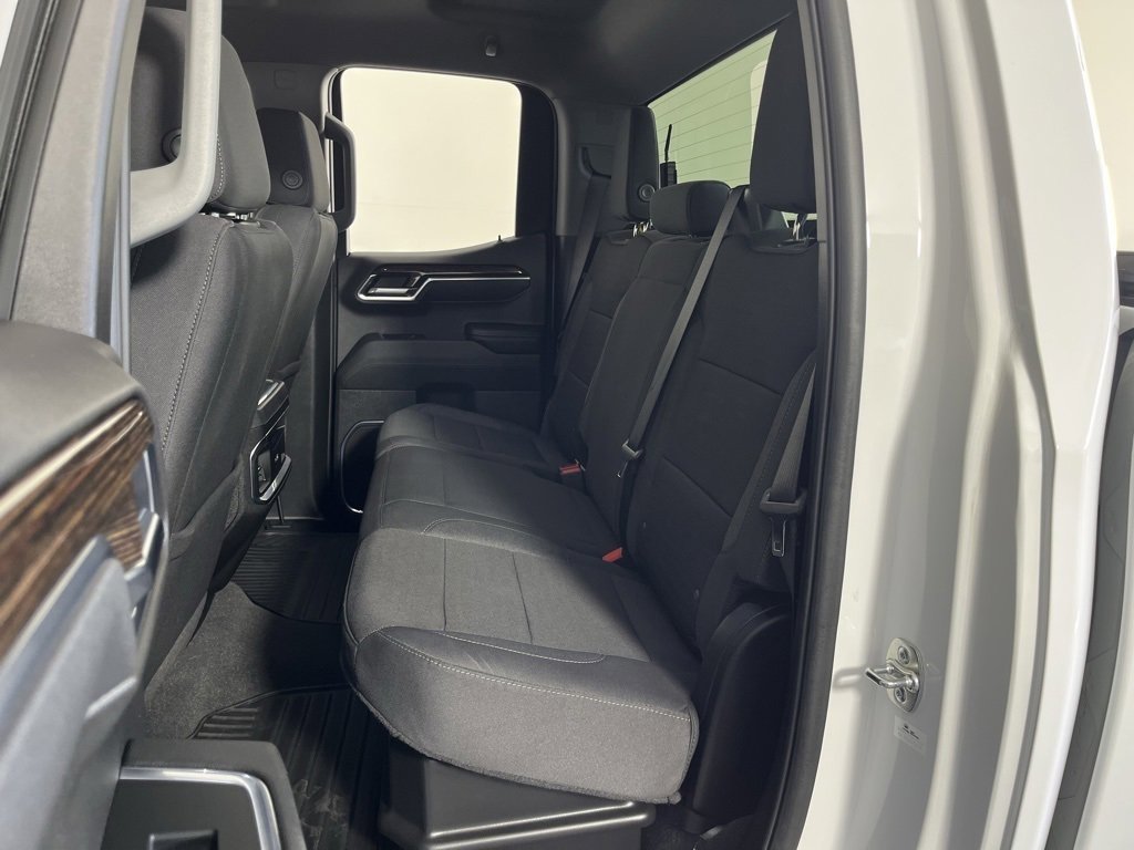 Used 2025 GMC Sierra 1500 Elevation image 31