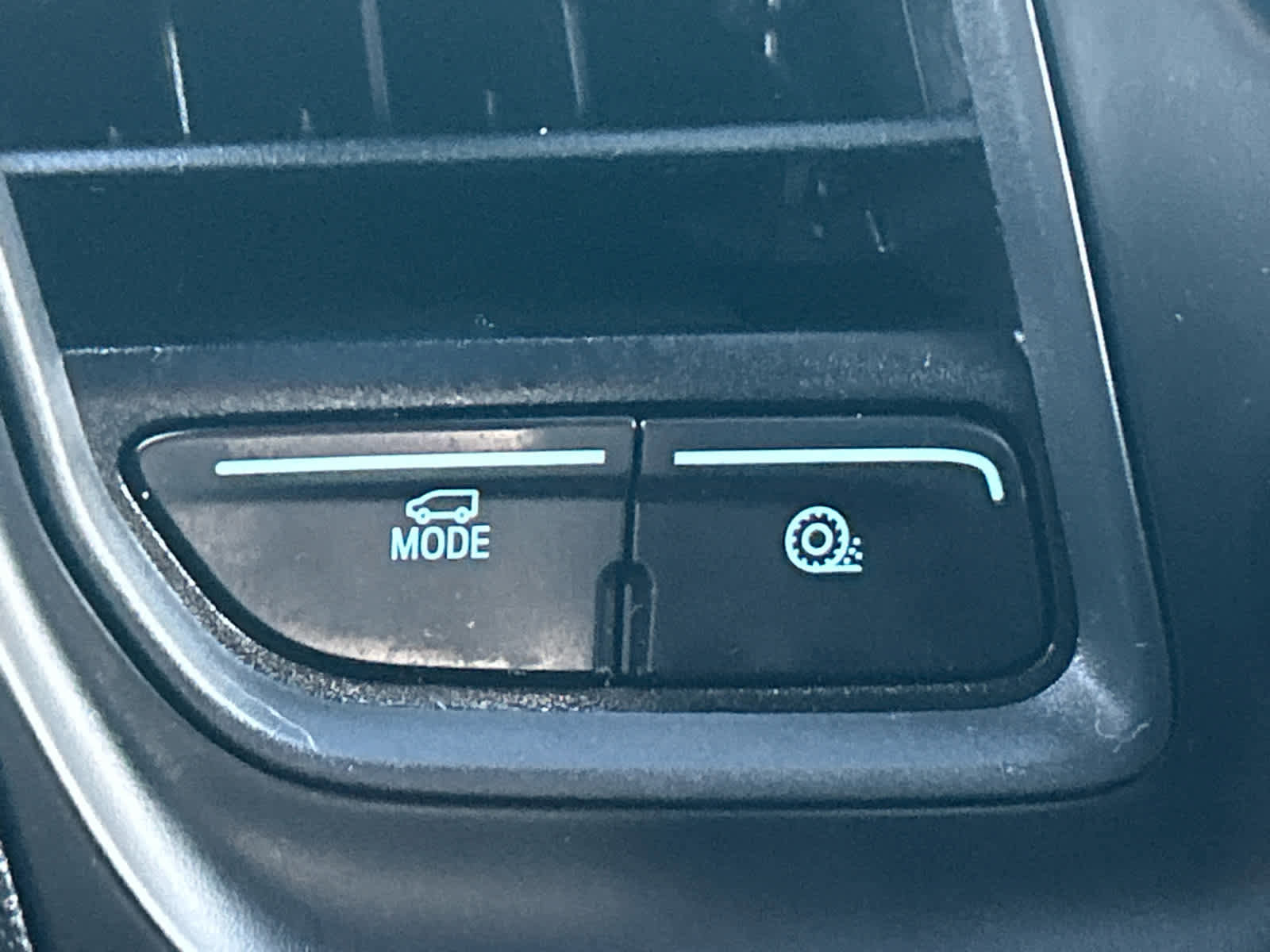 Used 2023 Ford Transit 250 Low Roof AWD w/ Exterior Upgrade Package image 27