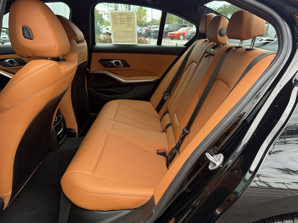 Used 2024 BMW 330i xDrive Sedan w/ Premium Package AWD/4WD image 12