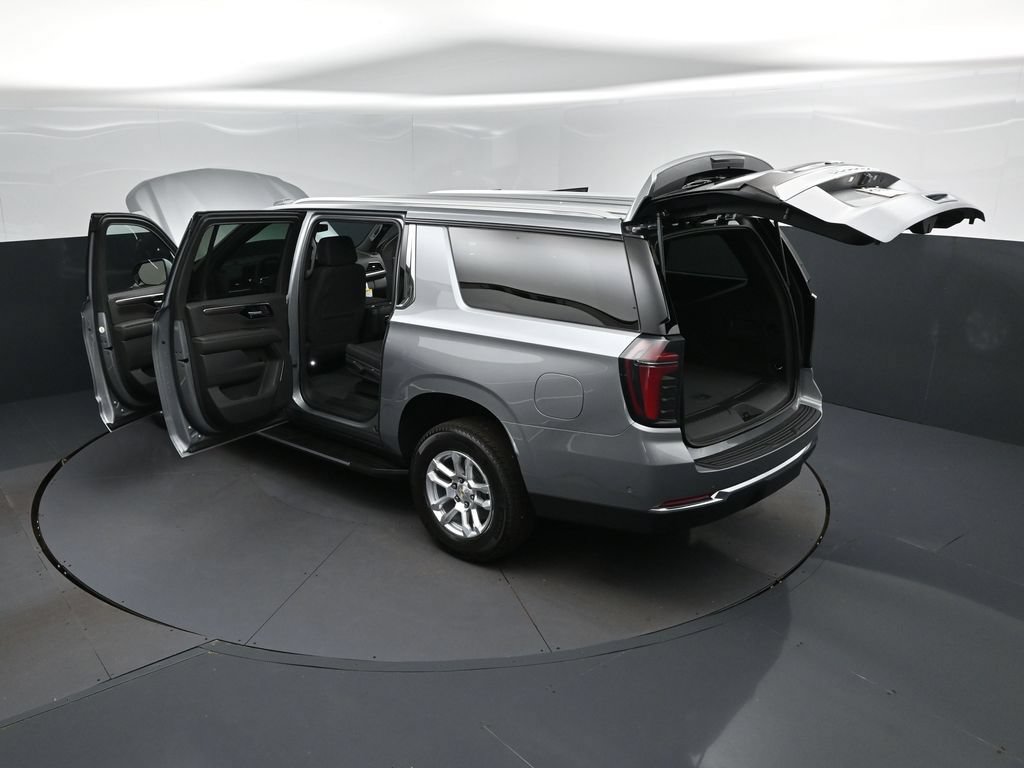 New 2026 Chevrolet Suburban LS RWD image 48