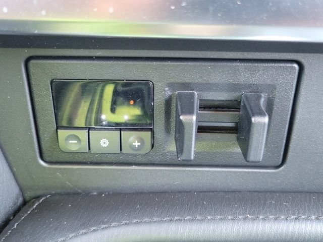 Used 2024 Nissan Armada SV AWD/4WD image 34