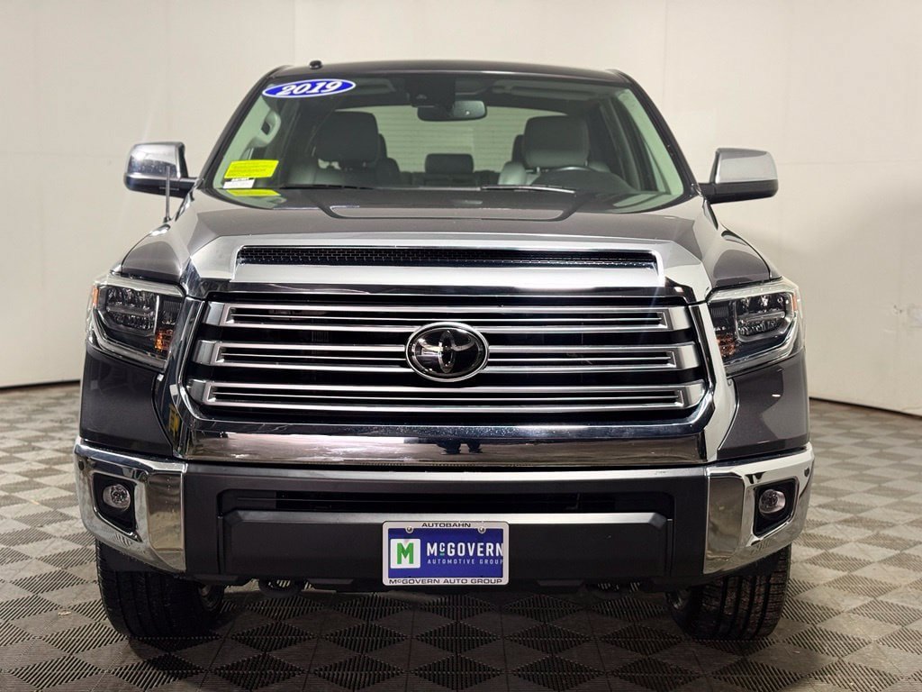 Used 2019 Toyota Tundra Limited w/ Limited Premium Package AWD/4WD image 9