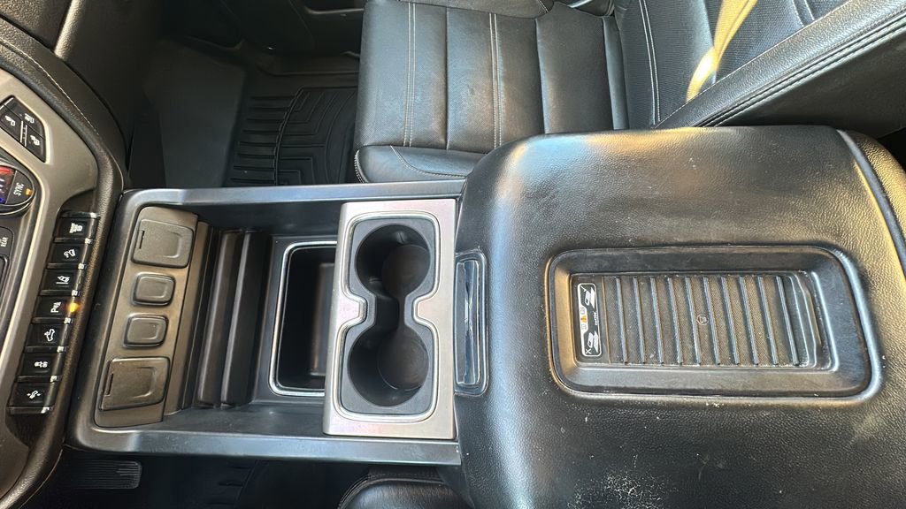 Used 2019 GMC Sierra 3500 Denali w/ Duramax Plus Package image 9