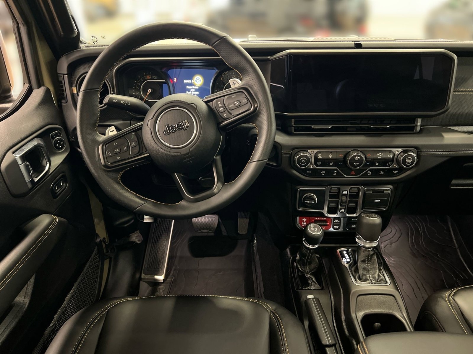 Used 2025 Jeep Wrangler Unlimited Rubicon 392 image 19