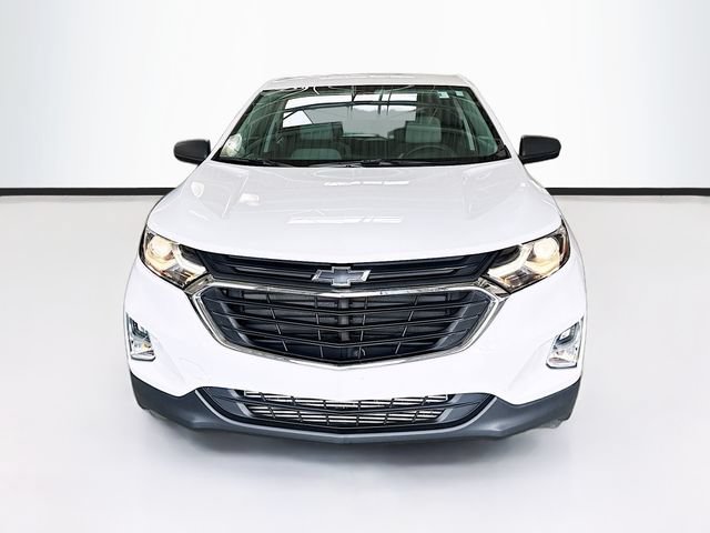 Used 2021 Chevrolet Equinox LS FWD image 4