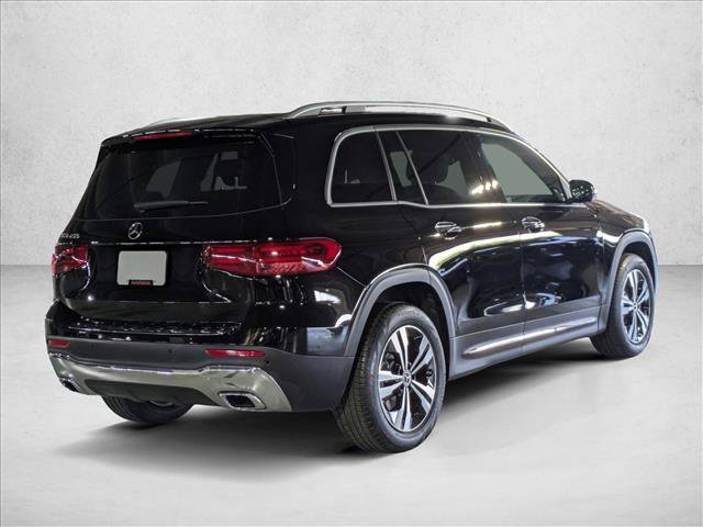 Used 2025 Mercedes-Benz GLB 250 image 8
