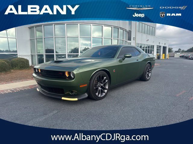 Used 2023 Dodge Challenger R/T Scat Pack RWD image 2