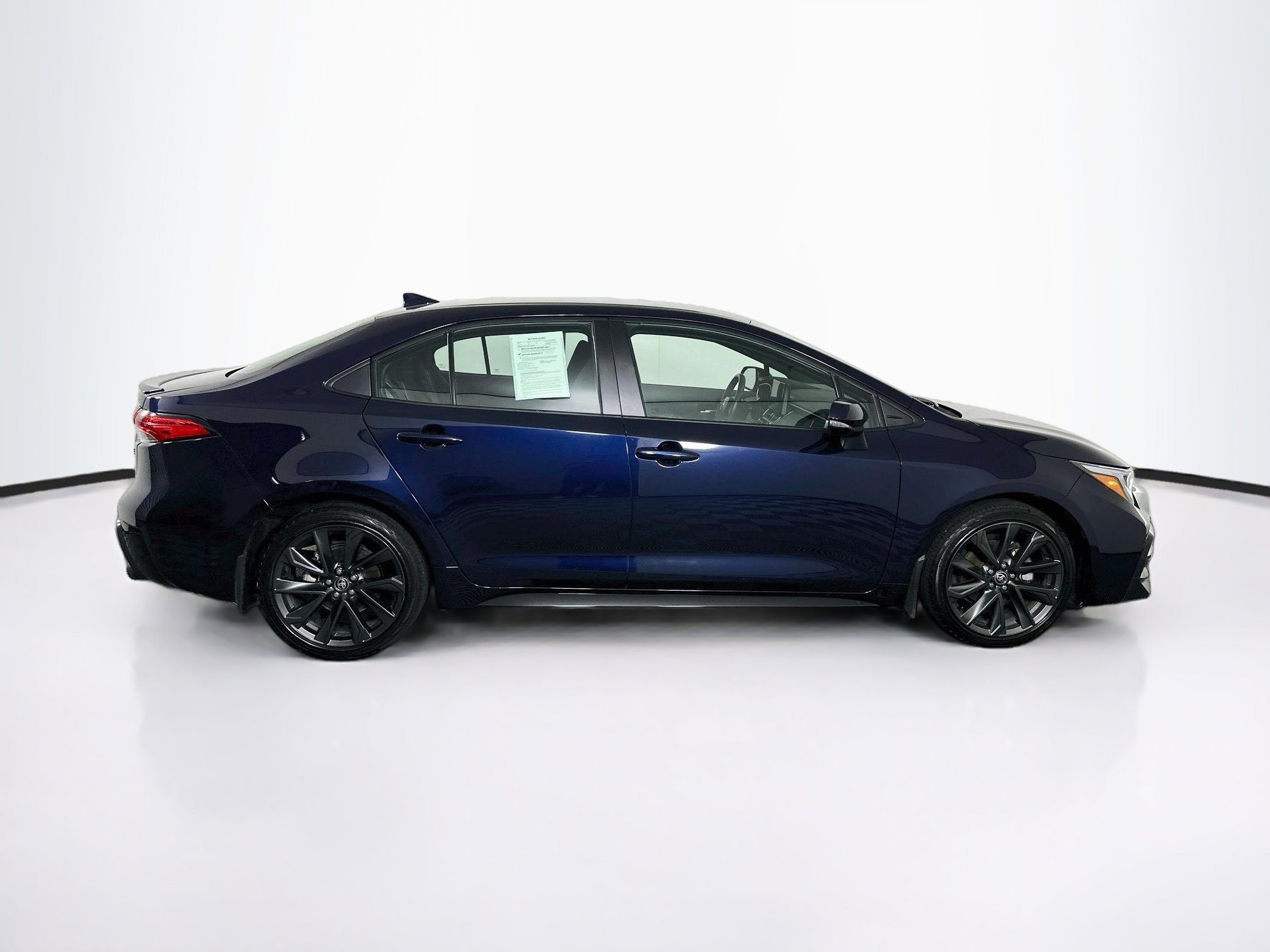 Used 2025 Toyota Corolla SE FWD image 10