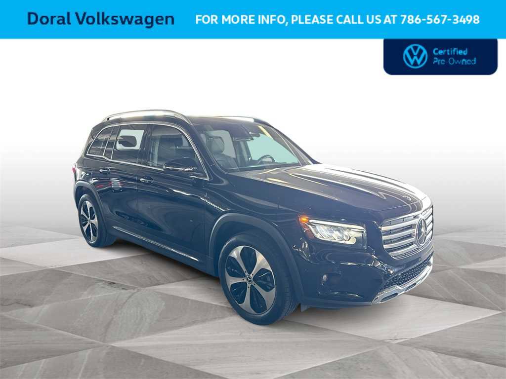 Used 2024 Mercedes-Benz GLB 250 image 2