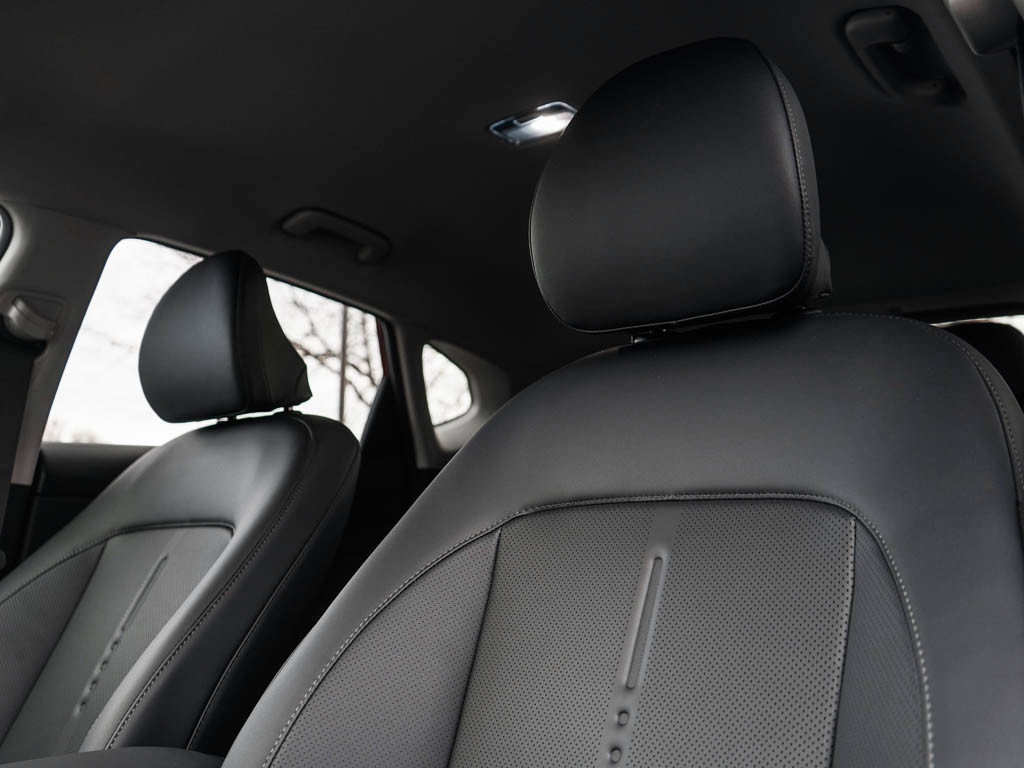 New 2026 Hyundai Kona SEL Premium image 19