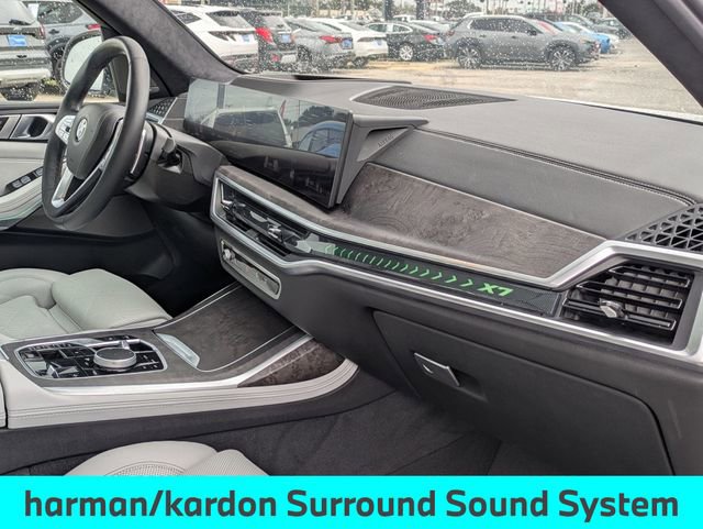 Used 2023 BMW X7 xDrive40i w/ Premium Package image 34