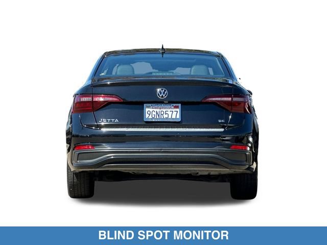 Used 2023 Volkswagen Jetta SE w/ Panoramic Sunroof Package FWD image 6
