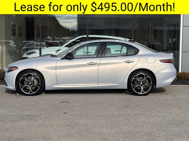 Used 2025 Alfa Romeo Giulia AWD w/ Driving Assist Package image 3