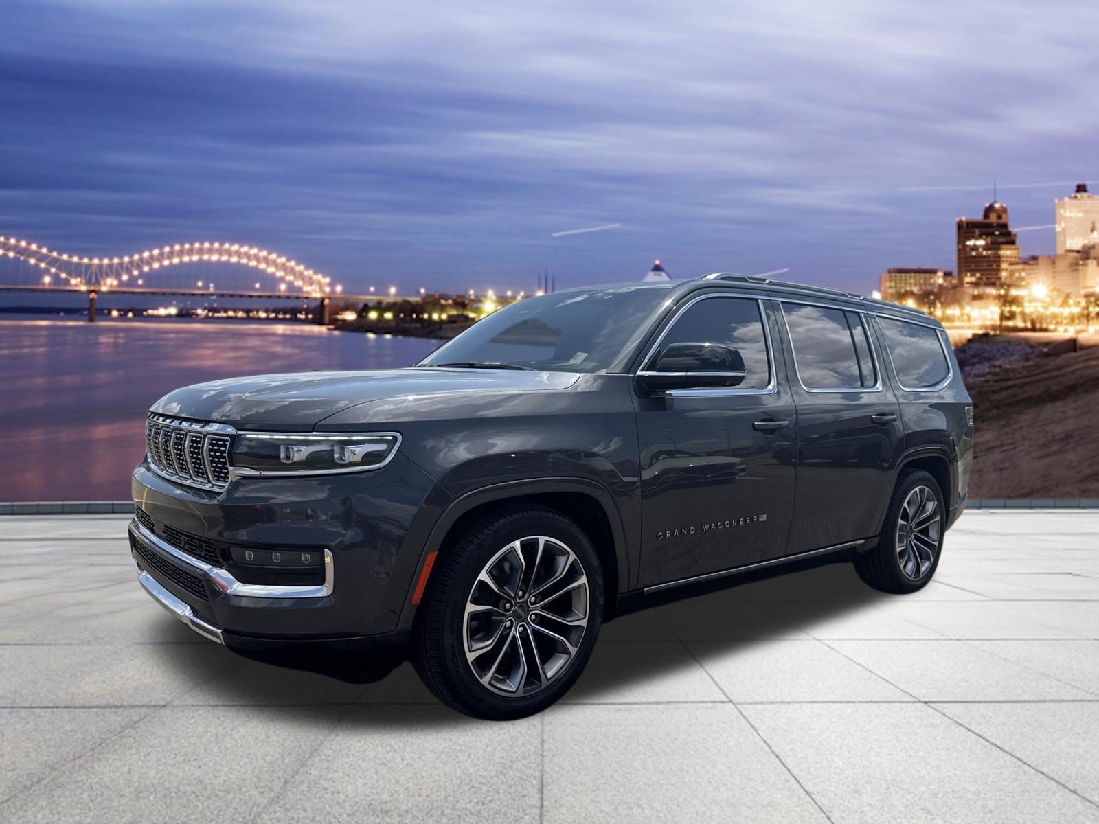 Used 2023 Jeep Grand Wagoneer Series III AWD/4WD image 1