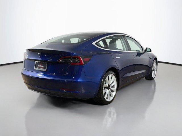 Used 2018 Tesla Model 3 Long Range RWD image 7