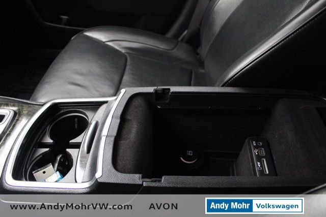 Used 2016 Chrysler 300 C image 42