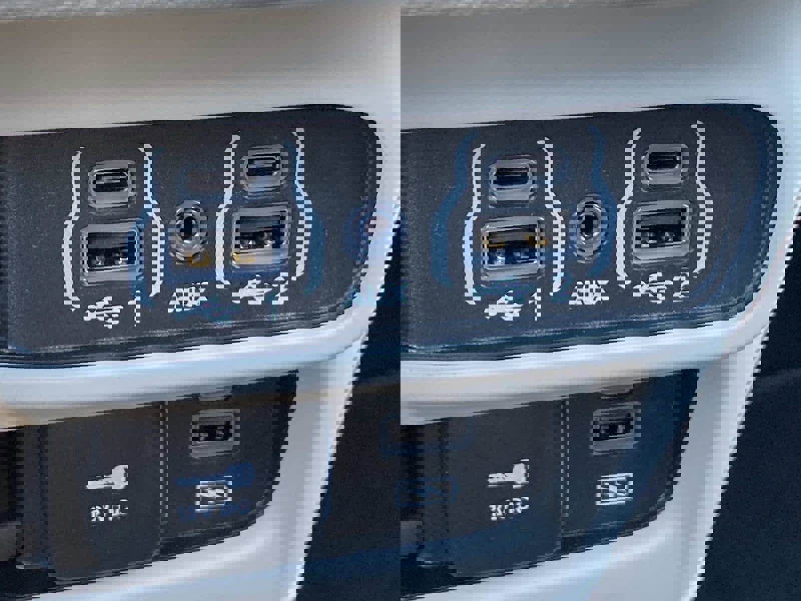 Certified 2022 Chrysler Pacifica Touring-L image 30