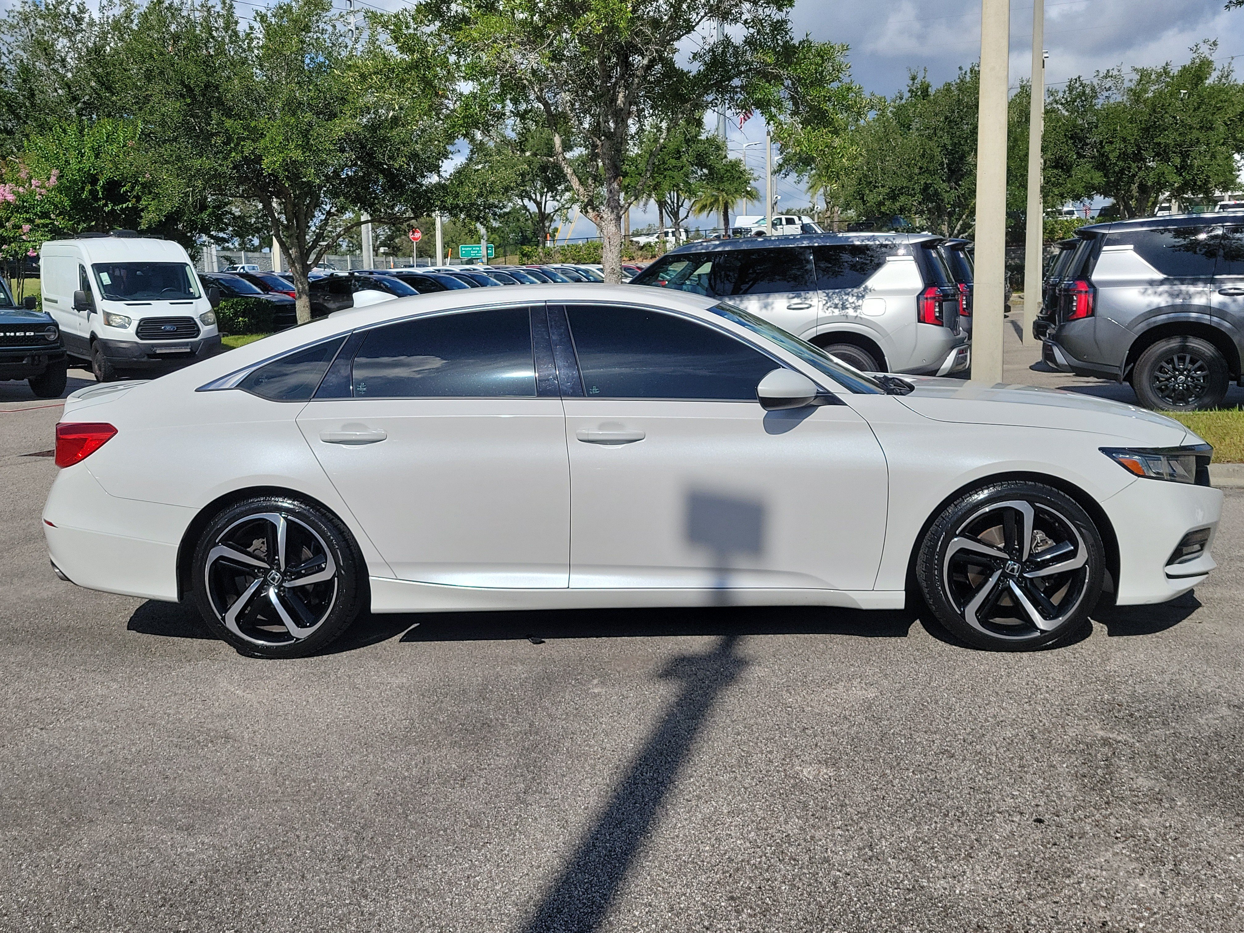 Used 2020 Honda Accord Sport image 4