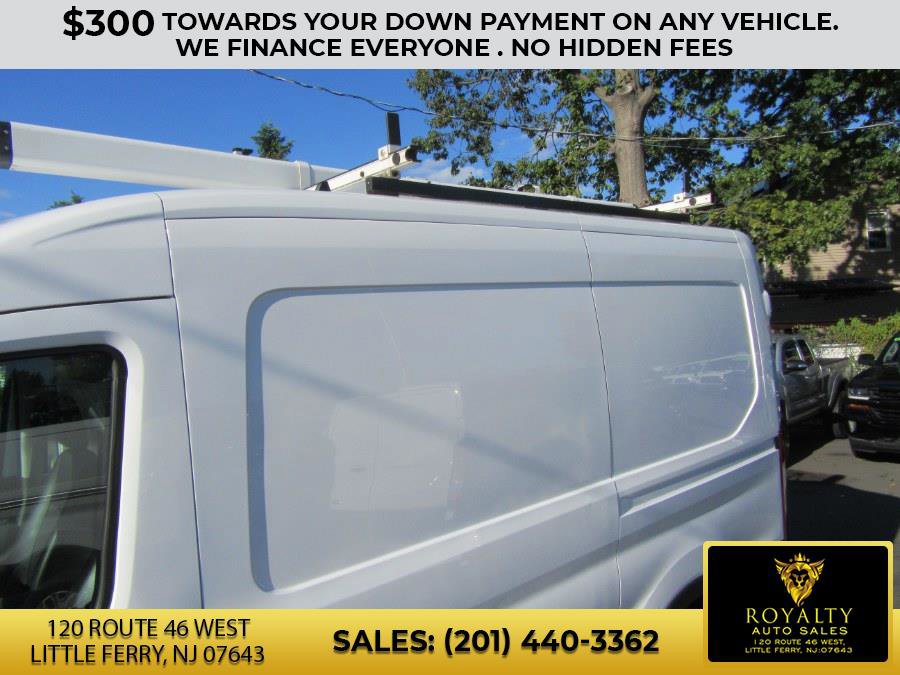 Used 2020 Ford Transit 250 Medium Roof w/ Load Area Protection Package image 39