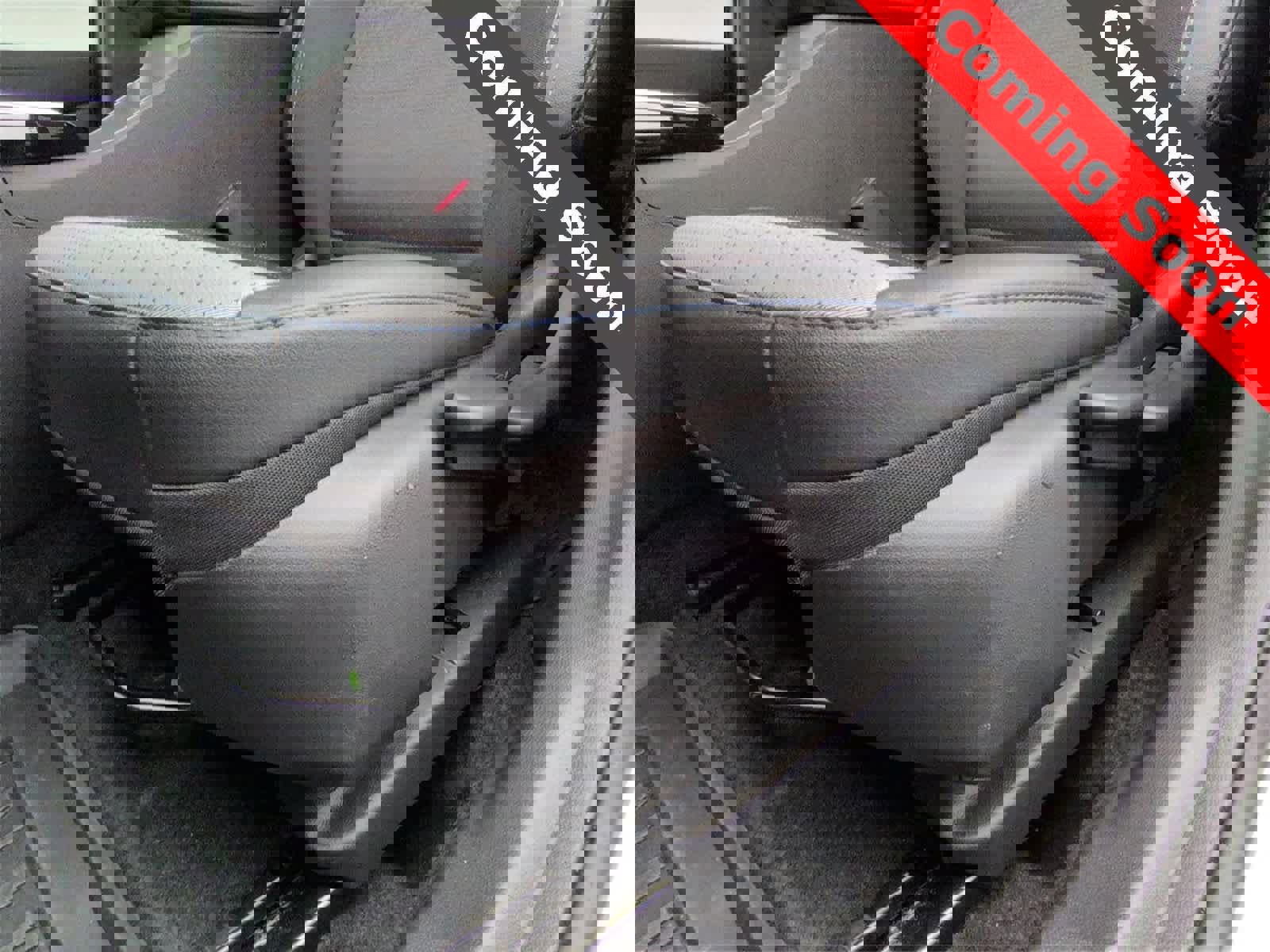 Used 2024 Chevrolet Trax LT w/ LT Convenience Package image 17