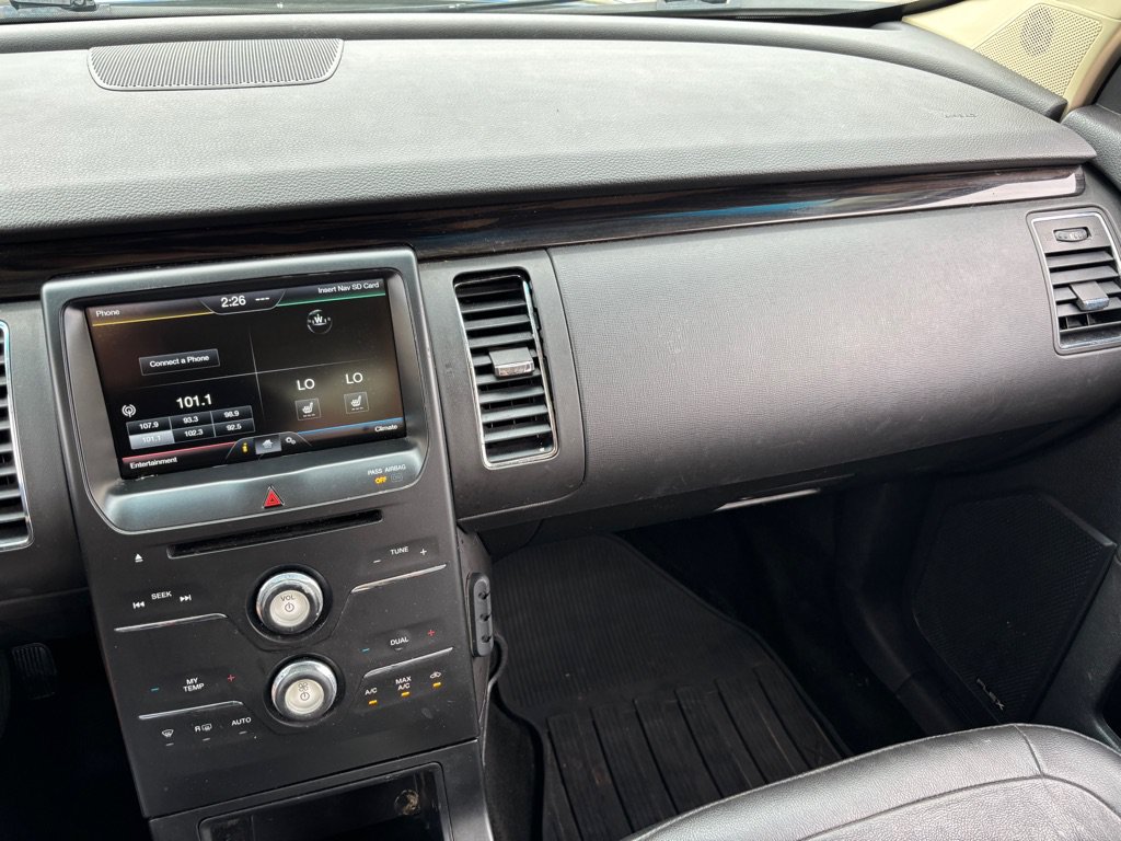 Used 2015 Ford Flex SEL w/ Equipment Group 202A AWD/4WD image 16