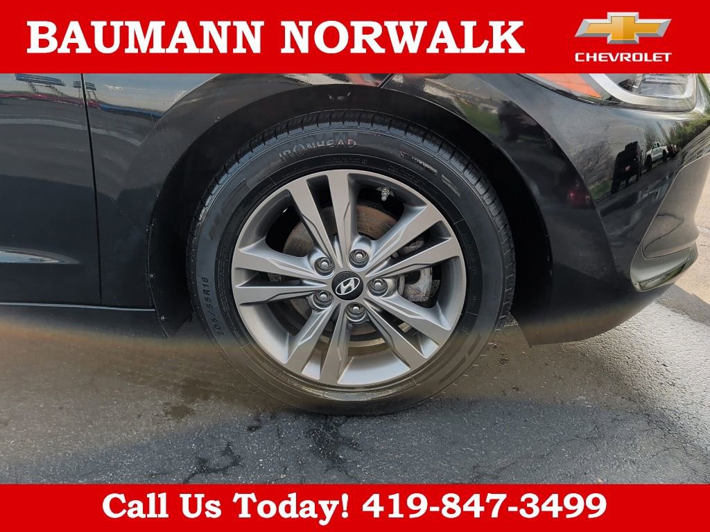 Used 2017 Hyundai Elantra SE FWD image 9