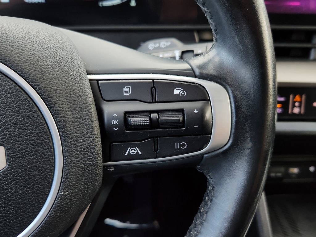 Used 2023 Kia Sportage EX image 27