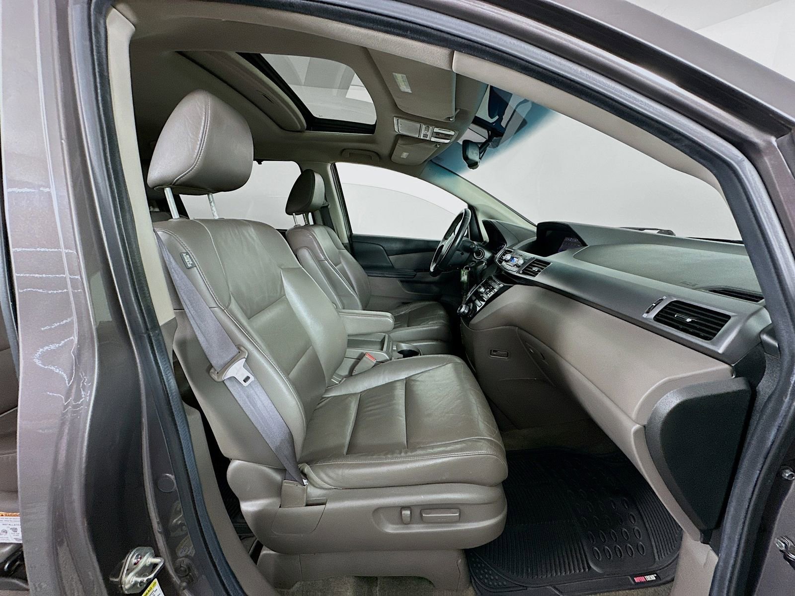 Used 2011 Honda Odyssey EX-L image 29