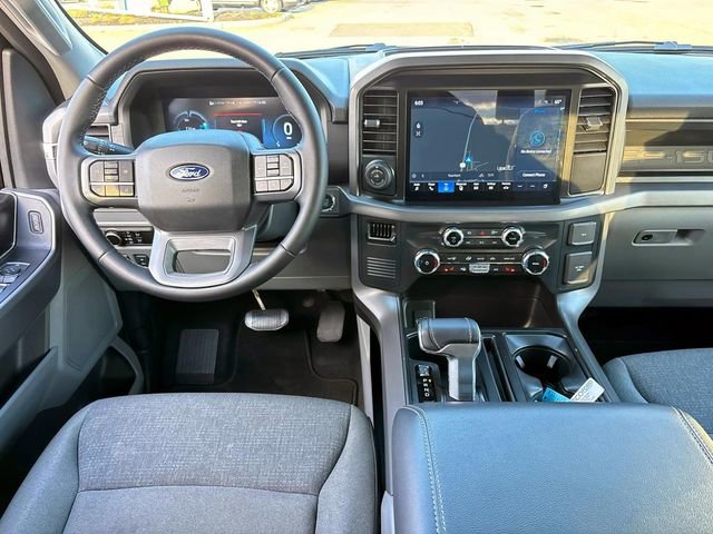 Used 2025 Ford F150 Lightning XLT image 11