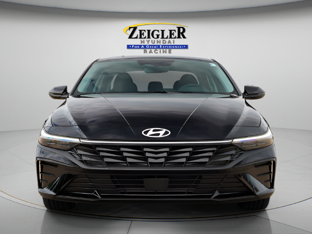 New 2026 Hyundai Elantra Limited FWD image 2