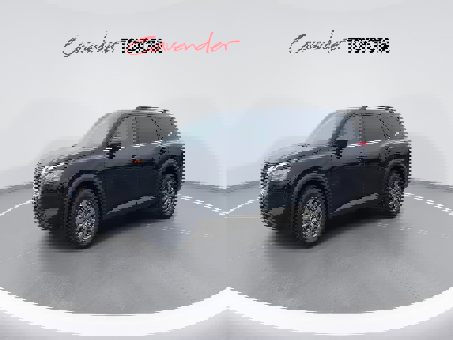 Used 2025 Nissan Pathfinder SV image 4