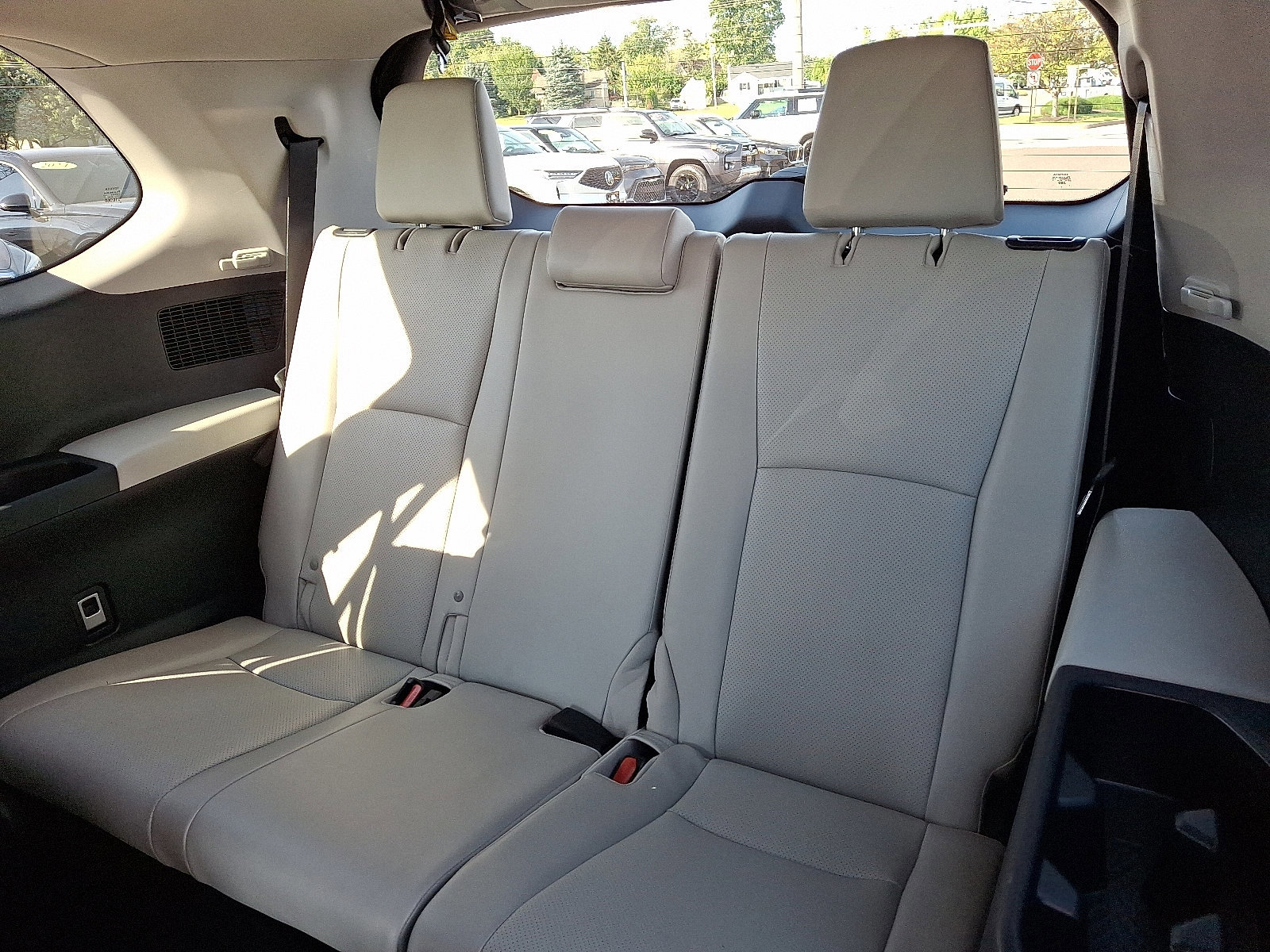 Certified 2025 Toyota Grand Highlander AWD image 10