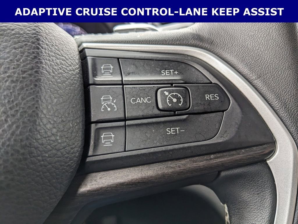 Used 2022 Jeep Grand Cherokee Limited image 15