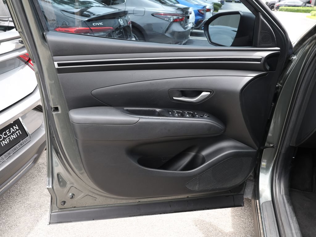 Used 2022 Hyundai Tucson SEL FWD image 10