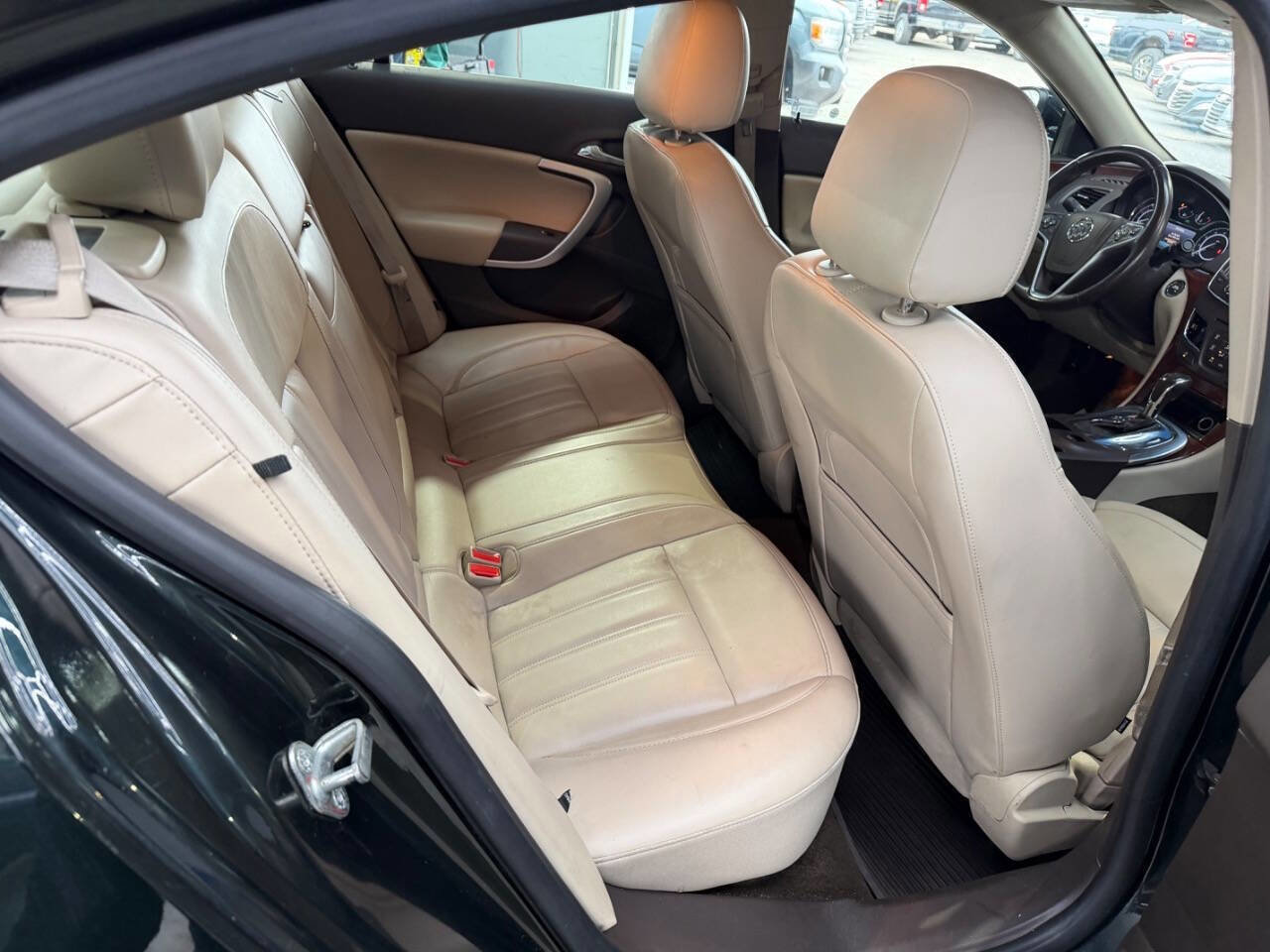 Used 2016 Buick Regal Premium image 15