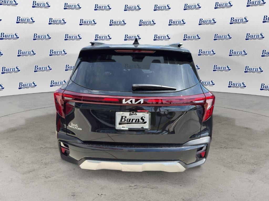 New 2026 Kia Seltos S FWD image 5