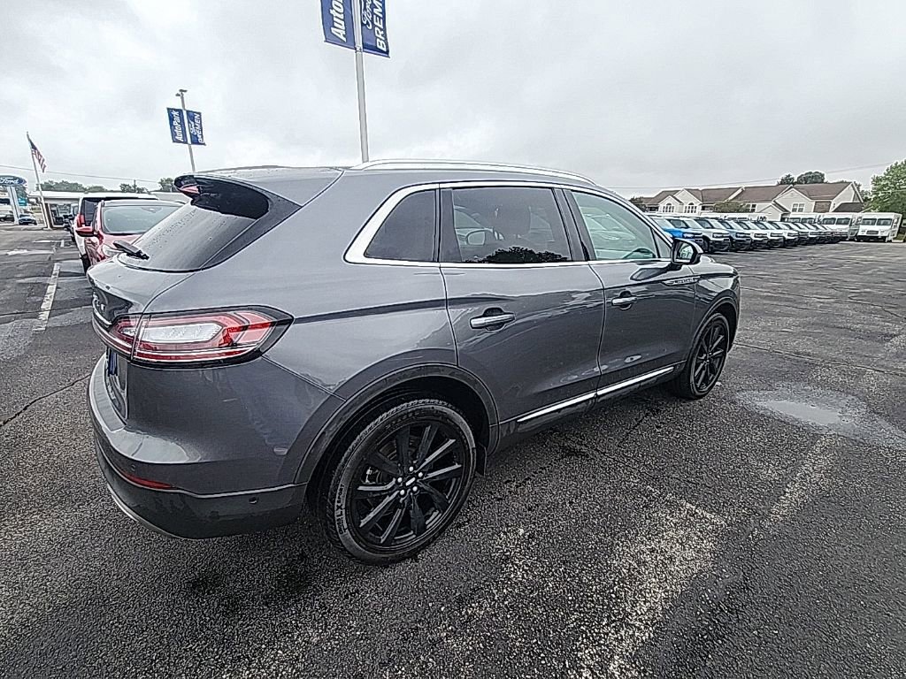 Used 2022 Lincoln Nautilus Reserve w/ Equipment Group 201A AWD/4WD image 8