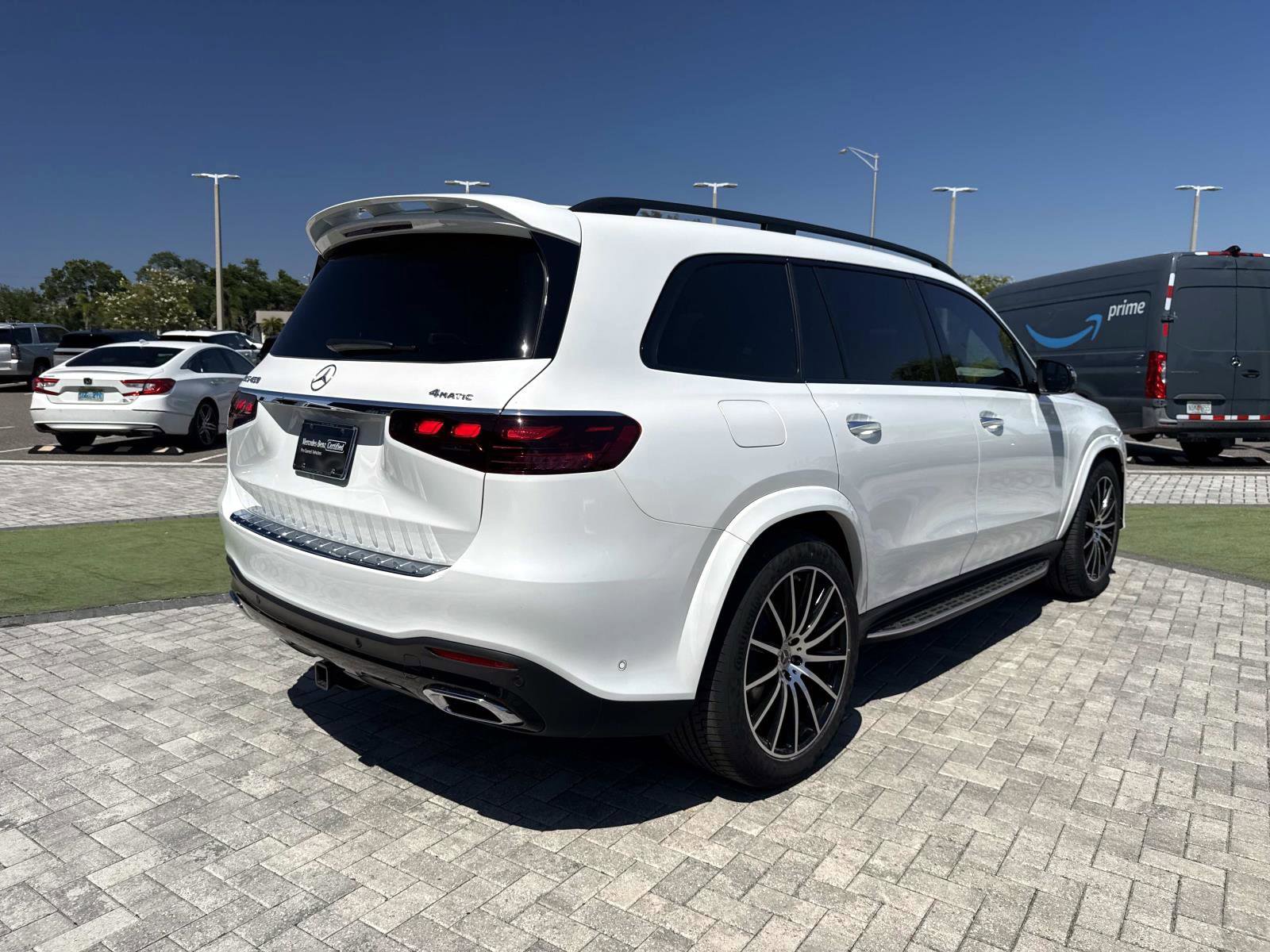 Used 2025 Mercedes-Benz GLS 450 4MATIC image 5
