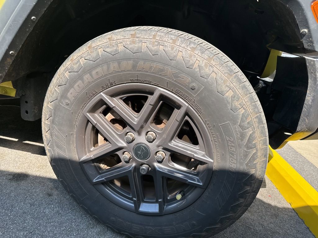 Used 2024 Jeep Wrangler Sport S image 5