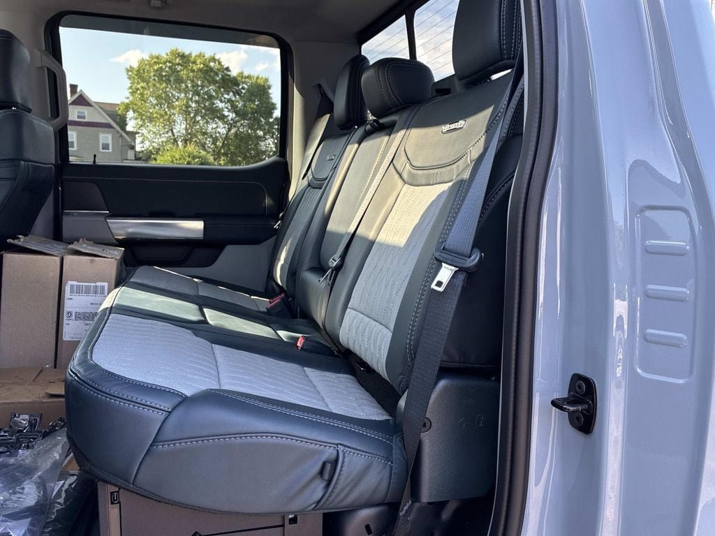 Used 2024 Ford F350 Limited w/ FX4 Off-Road Package AWD/4WD image 17