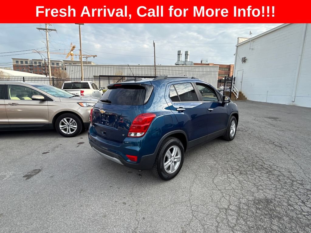 Certified 2020 Chevrolet Trax LT w/ Sun & Sound Package image 5