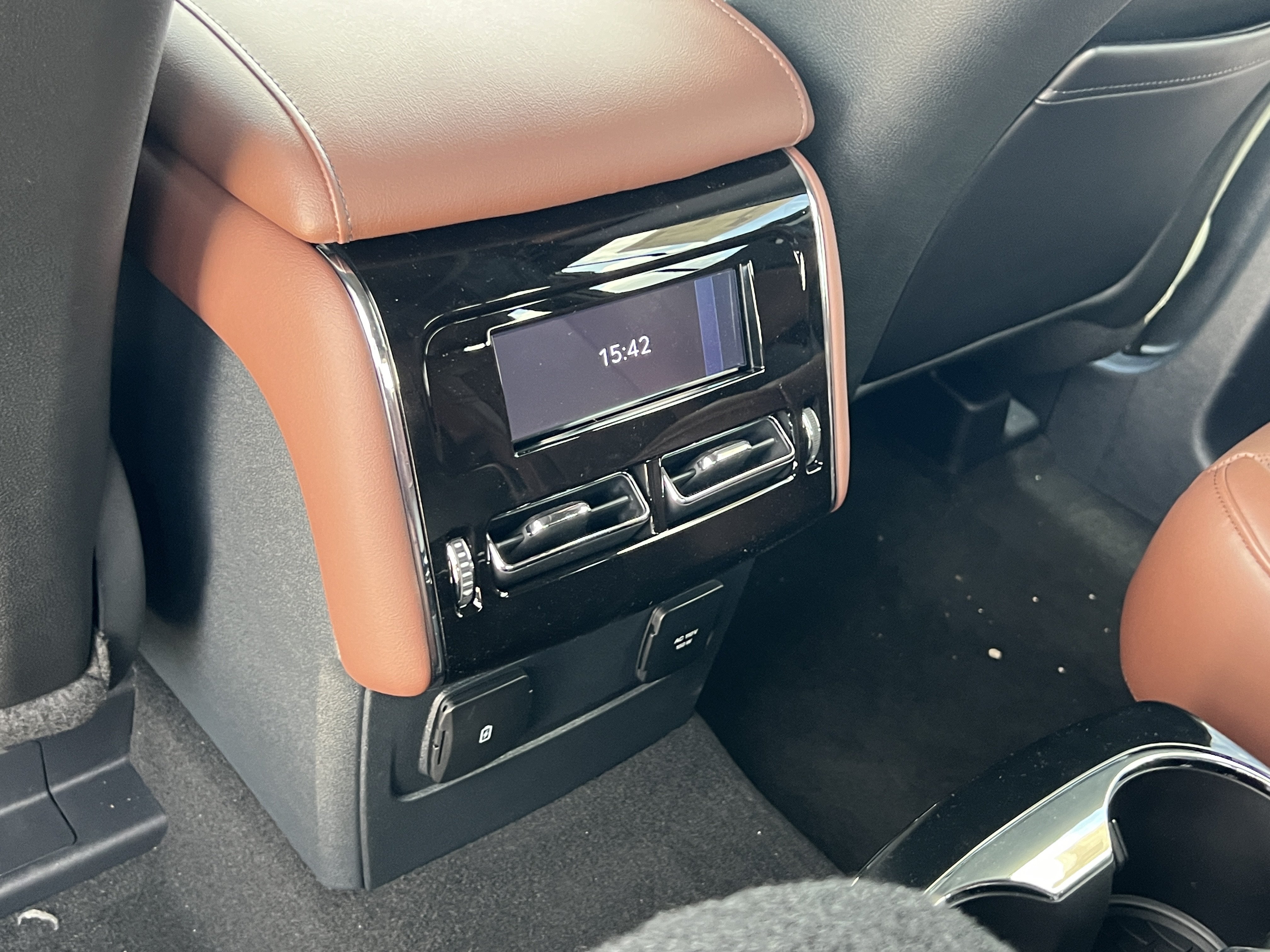 New 2027 Lincoln Aviator Reserve w/ Luxury Package RWD image 25