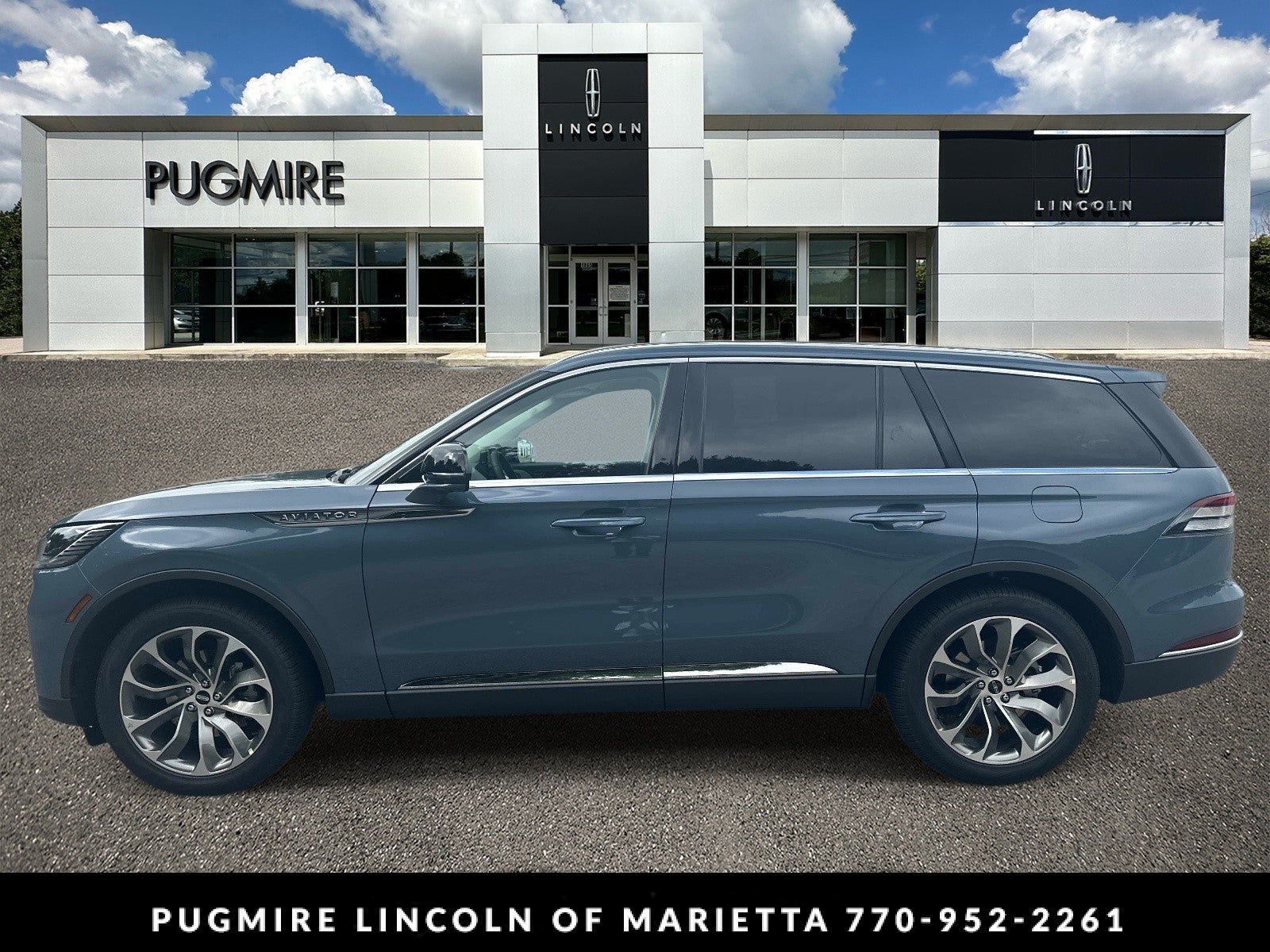 New 2026 Lincoln Aviator Reserve w/ Luxury Package RWD image 4