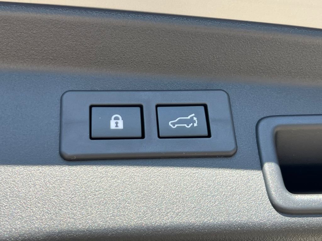 New 2026 Subaru Outback Touring image 15