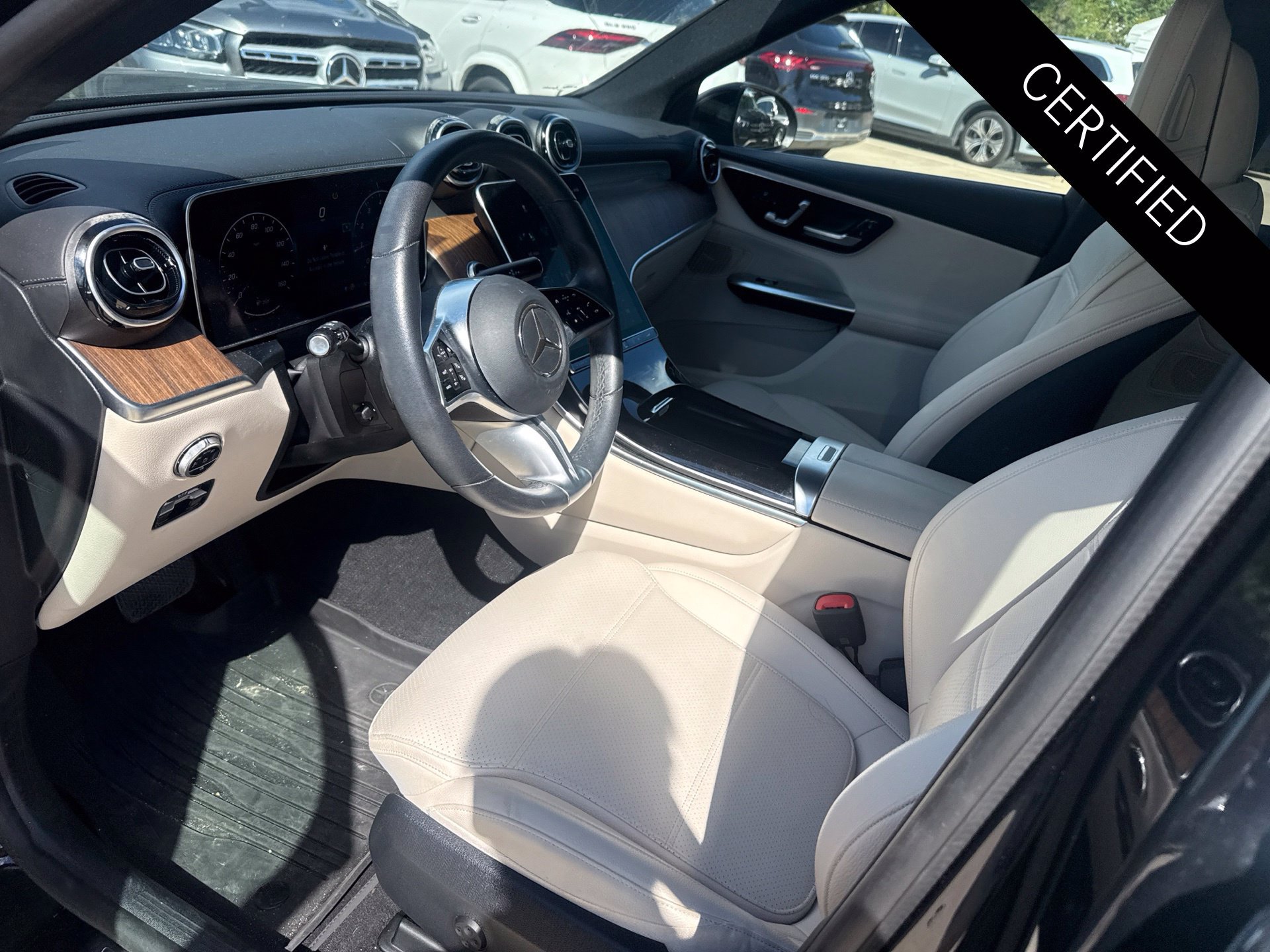 Certified 2024 Mercedes-Benz GLC 300 4MATIC image 9