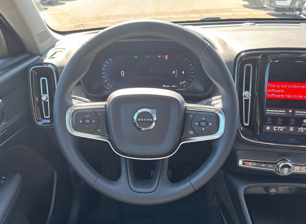 New 2026 Volvo XC40 B5 Core w/ Climate Package AWD/4WD image 11